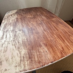 折りたたみ机の画像