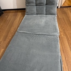 リクライニング座椅子の画像