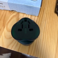 海外変換アダプタの画像