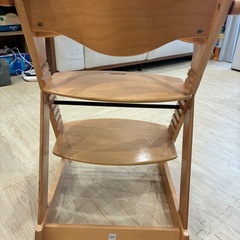 子ども用椅子の画像