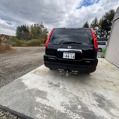 ニッサンエクストレイル　ディーゼルマニュアル車の画像