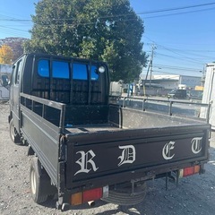 ISUZUエルフトラック・MT5速・6人乗り・ガソリン車・1.2トンキャブオーバの画像