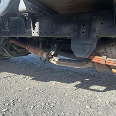 ISUZUエルフトラック・MT5速・6人乗り・ガソリン車・1.2トンキャブオーバの画像