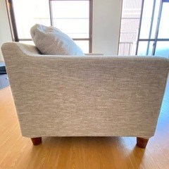 【12/6取引希望、12/7以降は相談】3人掛けソファ、オッドマン付きの画像