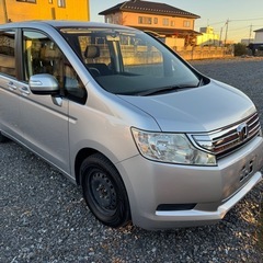 予備検査付 茨城発 H24年 ホンダステップワゴン 4WD G 走行10万キロ ナビ フルセグ バックカメラ ETC スタッドレスタイヤ ワンオーナー 8人乗り 修復歴なし！の画像