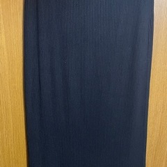 COCA コカ黒の厚手のニットスカート ①の画像