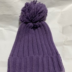milsa ミルサ ビッグポンポン ニット帽 パープルの画像