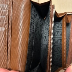 ハナエモリ　二つ折り財布の画像