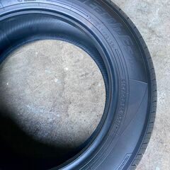 YOKOHAMAタイヤ BluEarth-Es32 215/55R16 93H 中古タイヤ4本セットの画像