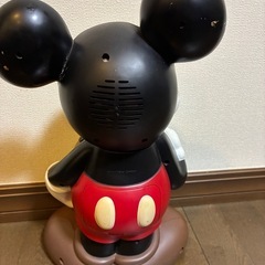 ミッキーマウス型時計の画像