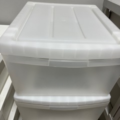 4段　衣装ケースの画像