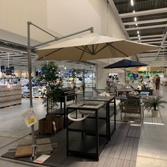 IKEA ハンギングパラソル 土台つきの画像