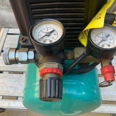 エアーコンプレッサー　小型　の画像