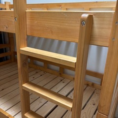 二段ベットの画像