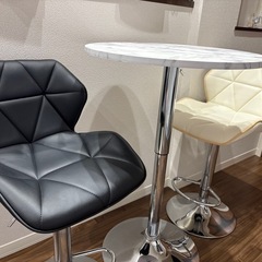 サイドテーブルの画像