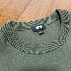 ユニクロ　メンズ　トップス　セーター　ニットの画像