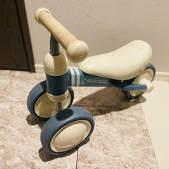 三輪車　バランスバイクの画像