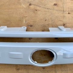 ダイハツ ムーヴコンテ フロントグリル ラジエーターグリルの画像