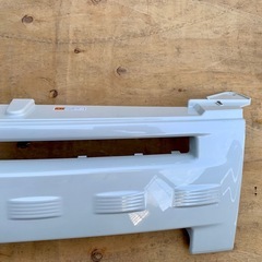 ダイハツ ムーヴコンテ フロントグリル ラジエーターグリルの画像