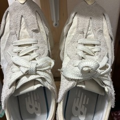 ニューバランス  327 スニーカーの画像