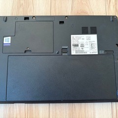 7831-1 2021年3月モデル 第11世代 メモリ16GB SSD256GB 富士通LIFEBOOK U7311/Fの画像