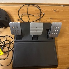 Thrustmaster T300RSの画像