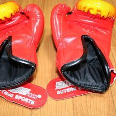 ★ボクシンググローブ★シューティングスポーツ★子供用 キック ムエタイ 空手 格闘技 スパーリング★SUTENG★の画像