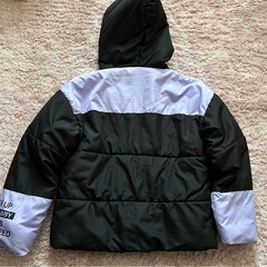 女の子ジャンバー140cm  の画像