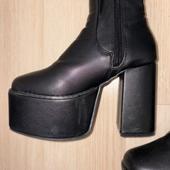 ニーハイブーツの画像