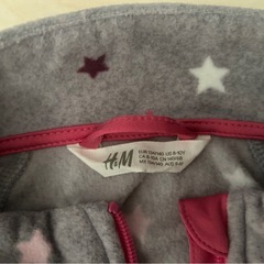 女の子140cm  フリースパーカー　の画像