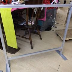 定価1万円以上　展示引き上げ品　業務用　本格的　アクリル　仕切り版　ウイルス　インフルエンザ　対策　パーティション　ダイニングテーブル　アクリル板の画像