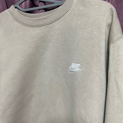 ナイキ　トレーナーの画像