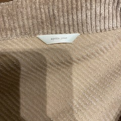 アプレジュール　カーディガンの画像