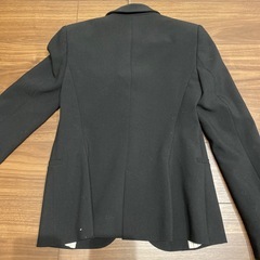 ZARA テーラードジャケットの画像