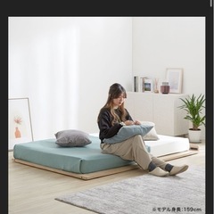 	【ほぼ未使用】セミダブル＊コンセント収納付きローベッド（組立済）の画像