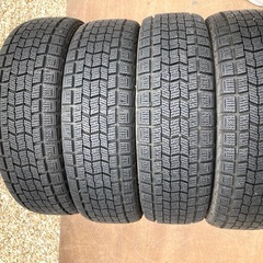 スタッドレス🌈ホイール付き‼️の画像
