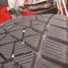225/65R17 ブリヂストン BLIZZAK DM-V2 4本 工賃込みの画像