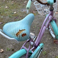 子供の自転車の画像