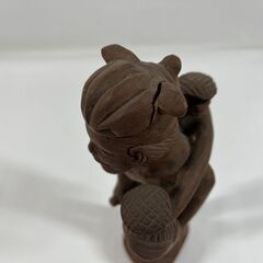 木彫り 木製 置物 バリ島 男性像 幅7cm×奥行8cm×高さ33cmの画像