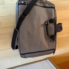 パソコンケースバックの画像