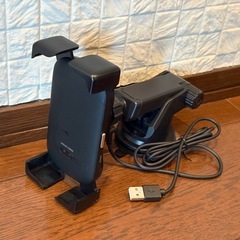 カシムラ　自動開閉式 ワイヤレス充電ホルダー  の画像