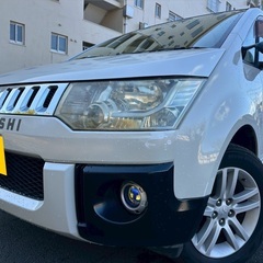 走行10万キロ台☆フリップダウンモニター付き 8人乗り☆月々1.3万円〜分割払い可❗️車検2年付き！大人気☆三菱 デリカD:5☆HDDナビ付き☆DVD見れます☆便利なバックカメラ付き☆ETC付き☆電動スライドドア☆純正アルミ☆ドライブレコーダー付きのフル装備☆事故修復歴無し☆車内広々三列シート‼️の画像