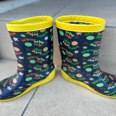 アンバンマン長靴
の画像