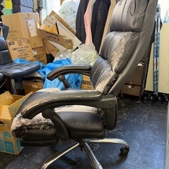 社長椅子、ゲーミングチェア、リクライニングチェアの画像