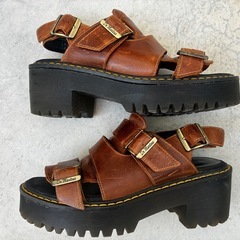 Dr Martin 革サンダルの画像