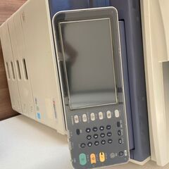 業務用コピー機 　複合機　東芝e-studio 2555cの画像