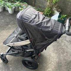 【美品】UK発SUVベビーカー 走行性抜群の画像