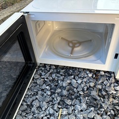 Haier 700W ホワイト電子レンジ (W)11JBG0507の画像