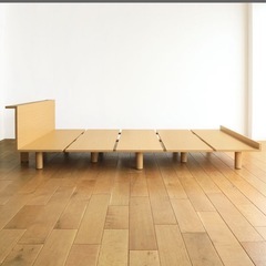 ベットフレームの画像