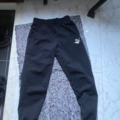 adidasアディダスダウン　プーマジャージつき付きの画像